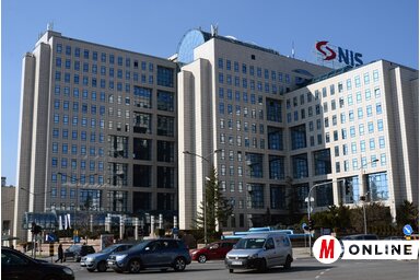A Szerbia Kőolajipari Vállalat székháza Újvidéken (Dávid Csilla felvétele)