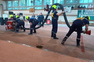 A tavalyi verseny izgalmai (Kazinczy Paszterkó Diana felvétele)