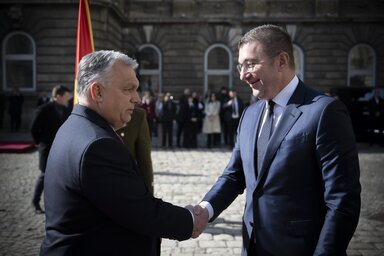 Orbán Viktor fogadja Hrisztijan Mickoszkit (Fotó: MTI/Miniszterelnöki Sajtóiroda)