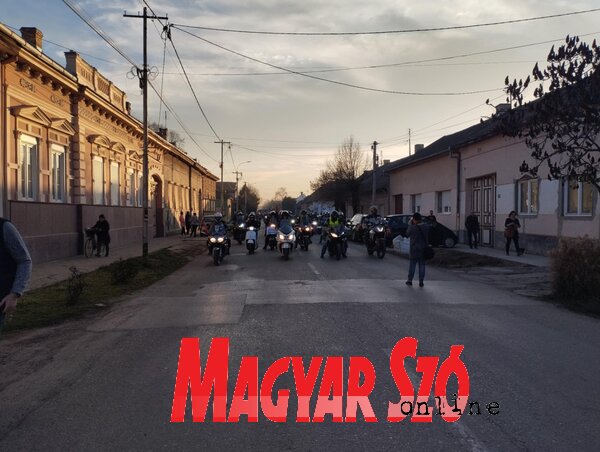 A menetet motorosok és traktorosok vezették (Fotó: Kancsár Izabella)