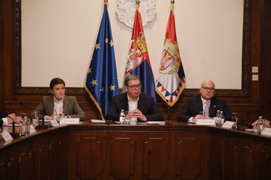 Az államfő Miloš Vučević lemondásban lévő miniszterelnök meghívására vett részt a kormány ülésén (Fotó: Beta/Illusztráció)