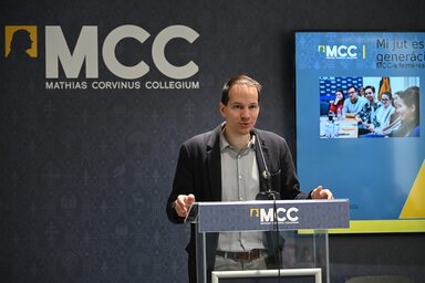 Dr. Constantinovits Milán, az MCC szakmai igazgatója (Molnár Edvárd felvétele)