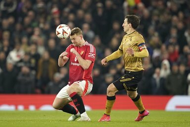 Nem lehet azt mondani, hogy bírói szempontból unalmasan alakult volna a Manchester United–Real Sociedad Európa-liga-nyolcaddöntő (Fotó: Beta/AP)