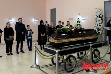 Az újvidéki Városi temetőben pénteken örök nyugalomra helyezték Szántó Zoltánt, lapunk egykori szerkesztőjét (Fotó: Dávid Csilla felvétele)
