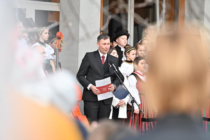 Hajvert Ákos mondott beszédet (Ótos András) Hajvert Ákos mondott beszédet (Ótos András)
