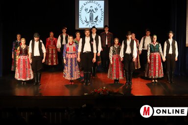 A tavalyi falunapi műsor fellépői (Lakatos János/archív)