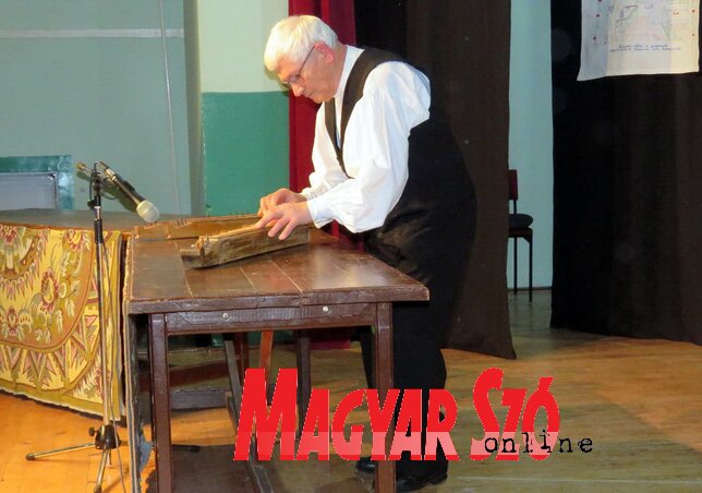 Józsi bácsi a Szilasi Napon (Kecskés István felvétele) Józsi bácsi a Szilasi Napon (Kecskés István felvétele)