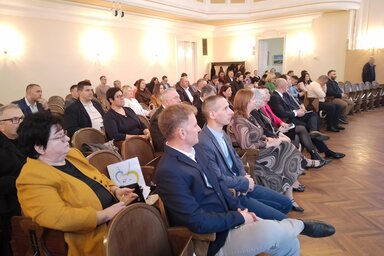 Rendben zajlott a képviselő-testületi ülés Magyarkanizsán (Bajić Jenei Klementina felvétele))