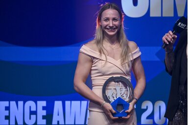 Simon Petra decemberben az Európai Kézilabda-szövetség (EHF) szavazásán is elnyerte a legjobb fiatal női játékos címet (Fotó: MTI)