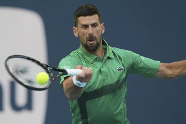 Đokovićnak már csak két győzelem hiányzik a 100. ATP-trófeához (Fotó: Beta/AP)