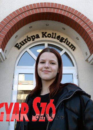Jól érzi magát az Európa Kollégiumban (Dávid Csilla felvétele)