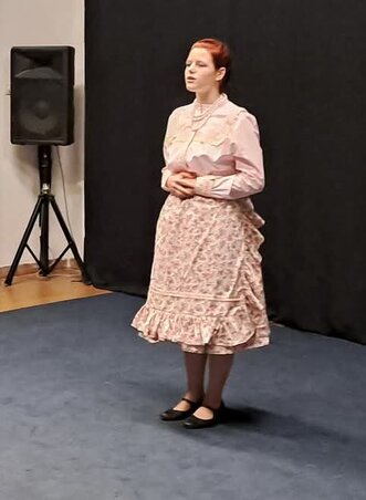Petra számára nem idegen a fellépés (Király Petra archívuma)