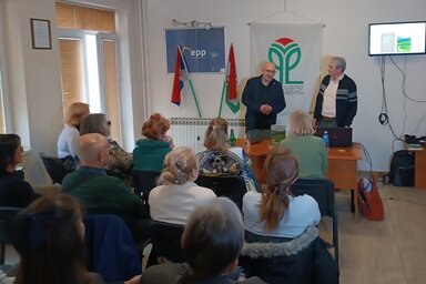 Sokan voltak kíváncsiak a könyvre (Fotó: Miklós Hajnalka)