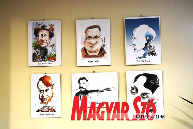 Részlet a könyvtárban megnyílt karikatúra-kiállításból (Fotó: Paraczky László) Részlet a könyvtárban megnyílt karikatúra-kiállításból (Fotó: Paraczky László)