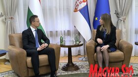 Magyarország és Szerbia energiaellátásának biztonságát növelő közös projektumokról tárgyalt Dubravka Đedović Handanović és Szijjártó Péter (Fotó: Ótos András)