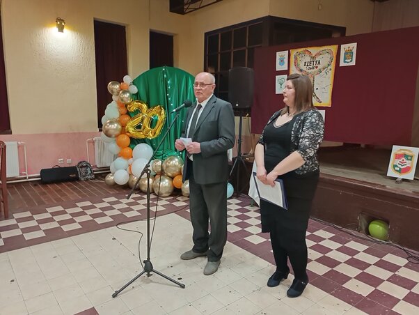 Boldizsár Stefanov Frida, az Életfa és Fodor Zoltán, a Vancsesz elnöke (Kazinczy Paszterkó Diana) Boldizsár Stefanov Frida, az Életfa és Fodor Zoltán, a Vancsesz elnöke (Kazinczy Paszterkó Diana)