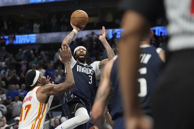 A győztes kosarat Anthony Davis szerezte, aki 3,4 másodperccel a vége előtt egy mozgás közbeni tempódobással juttatta előnyhöz csapatát (Fotó: Beta/AP)