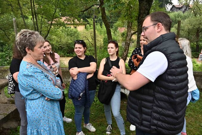 Egy kis beszélgetés a természetben Kovács Elvirával, a köztársasági képviselőház alelnökével (Fotó: Bicók Lilla archívuma)