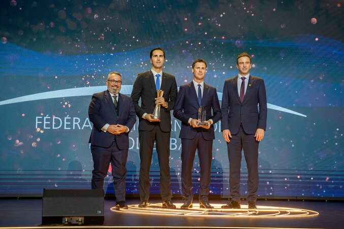 Fabio Azevedo, Đula Mešter, Ivan Knežević, kao i Roko Sikirić, novi predsednik Evropske odbojkaške konfederacije, na proslavi jubileja postojanja srpske odbojke (Foto: Odbojkaški savez Srbije)