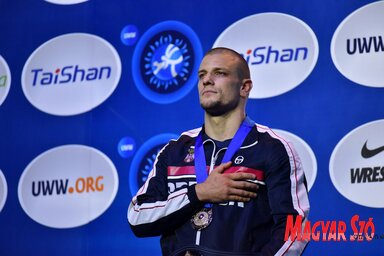 Nagy Szebasztián a vb-dobogón 2022-ben (Fotó: Molnár Edvárd felvétele)
