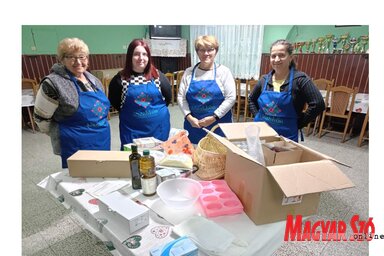 A hozzávalók és az eszközök megvannak, jókedvből sincs hiány (Fotó: Paraczky László)