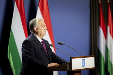 A magyar miniszterelnök szerint a Tisza Párt Brüsszellel összefogva a magyar érdekek ellen cselekszik (Fotó: MTI)