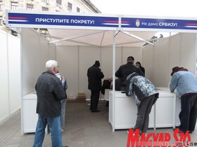 belgrád naggyűlés miting SNS SZHP