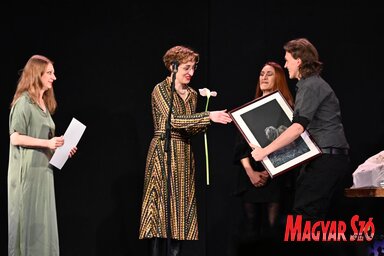 A Vajdasági Magyar Színjátszók 29. Találkozójának díjátadója Temerinben
