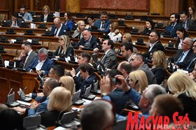Szerb parlament skupstina Macut