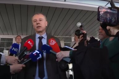 Prof. dr. Vladan Đokić nyilatkozik kihallgatását követően (Screenshot/N1)