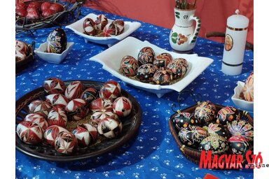 Vas Krisztina gyönyörű tojásokat festett (Lukács Melinda felvétele)