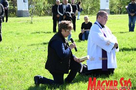 Keresztúti ájtatosság a szenttamási kálvárián