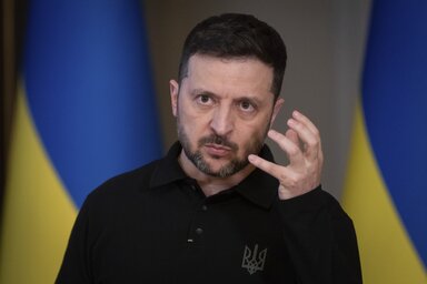 Volodimir Zelenszkij szerint az ukrán erők vasárnap 59 esetben jelentettek orosz bombázást és öt támadási kísérletről is beszámoltak (Fotó: Beta/AP)