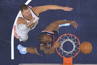 Nikola Jokić és Kawhi Leonard párharcát utóbbi nyerte meg (Fotó: Beta/AP)