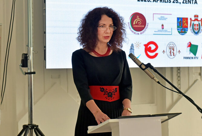A Vajdasági Magyar Művelődési Intézet elkötelezetten kiveszi a részét a vajdasági értékek megőrzésében és felkutatásában (Gergely Árpád) A Vajdasági Magyar Művelődési Intézet elkötelezetten kiveszi a részét a vajdasági értékek megőrzésében és felkutatásában (Gergely Árpád)