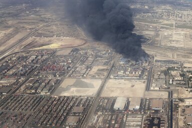 Az áruforgalmat leállították a kikötőben a robbanás után (Fotó: Beta/AP)