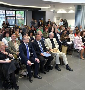 Gosti pozvani iz mnogih delova Karpatskog basena su došli na konferenciju (fotografija Gergelja Jožefa)