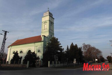 A tordai Nempomuki Szent János Vértanú plébániatemplom (Fotó: Vidács Hajnalka)