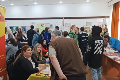 A topolyai állásbörzén mintegy 200 munkahelyet kínáltak (Kazinczy Paszterkó Diana)