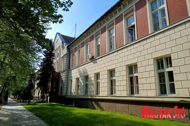 Az Óbecsei Gimnázium (Fotó: Kancsár Izabella)