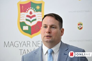 Fremond Árpád a Határtalanul program jelentőségét támasztotta alá (Fotó: Molnár Edvárd)