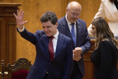 Nicusor Dan szerint rövid távon Románia legégetőbb gondja, hogy többet költ, mint amennyit megengedhet magának (Fotó: Beta/AP)