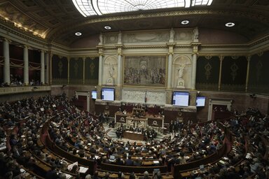A „halálba segítéshez való jog" fogalmát létrehozó törvényjavaslatot Emmanuel Macron második ötéves ciklusának legnagyobb társadalmi reformjaként tartják számon (Fotó: Beta/AP)