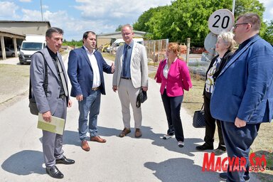 A kapcsolatépítés a Cseh Köztársaság Belgrádi Nagykövetségén keresztül indult (Fotó: Gergely Árpád felvétele)