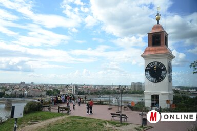 Hamarosan befejeződnek a felújítási munkálatok a péterváradi erőd legismertebb építészeti jelképén (Fotó: Dávid Csilla felvétele)