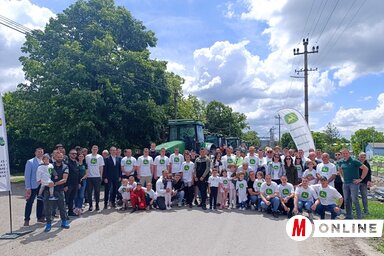 Ebéddel és barátkozással zárult a rendezvény, valóban szép számú társaság gyűlt össze (Fotó: Kopasz Tamás felvétele)