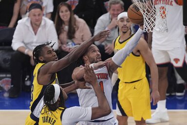 Jalen Brunson (labdával) vezérletével szépített a Knicks (Fotó: Beta/AP)