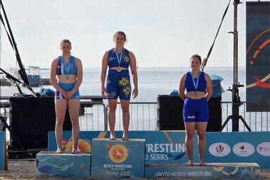 A +70 kg dobogósai, balról Újhelyi Evelin (Fotó: facebook.com/birkozoegyesulet.potisjekanizsa)