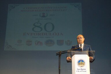 Svečani govornik na ovoj manifestaciji bio je Rihard Huđik, predsednik Izvršnog odbora Nacionalnog saveta mađarske nacionalne manjine (fotografija Hajnalke Vidač)