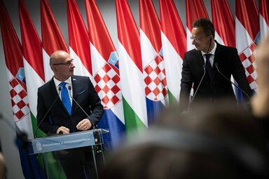 Gordan Grlić Radman és Szijjártó Péter (Fotó: MTI)